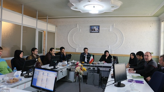 برگزاری جلسه مسئولین امتحانات نیمسال اول 96-95