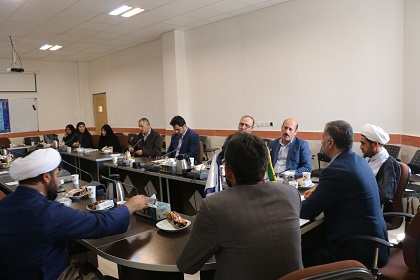 نشست هم اندیشی فرهنگی – قرآنی اساتید دروس معارف اسلامی دانشگاه جامع علمی کاربردی استان اردبیل برگزارشد