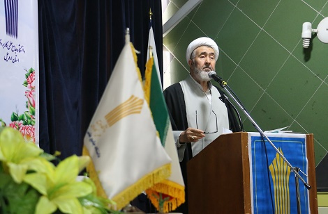 استاد حوزه و دانشگاه:  معلمان معمار و مهندس کاخ انسانیت هستند