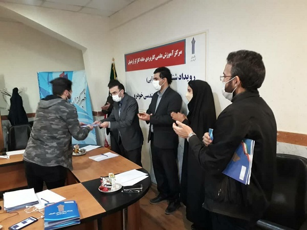 گزارش تصویری رویداد شتاب (استارت آپی) مهندسی خودرو مرکز آموزش علمی کاربردی خانه کارگر اردبیل