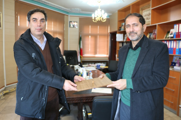 تفاهمنامه همکاری فی مابین دانشگاه جامع علمی کاربردی و شهرداری اردبیل منعقدشد