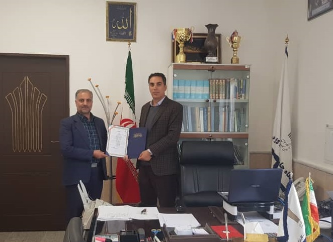 مسئول روابط عمومی و امور بین الملل دانشگاه جامع علمی کاربردی استان اردبیل بمناسبت گرامیداشت روز روابط عمومی تجلیل شد