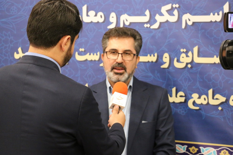 مدارک دانش آموختگان دانشگاه جامع علمی کاربردی،  نوعی گواهی اشتغال است